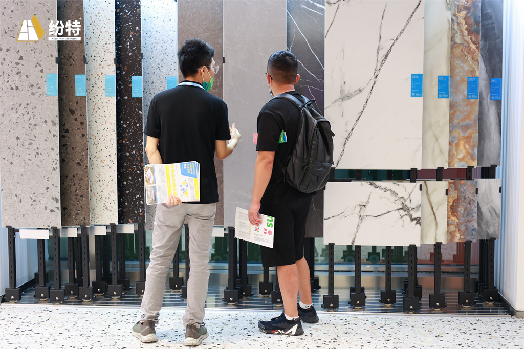 環保材料超新星,不一樣的紛特石晶slay全場! 環保材料超新星,不一樣的紛特石晶slay全場!